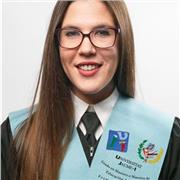 Doy clases particulares para Primaria. Además, también cuidar a niños de 0 a 10 años para verano